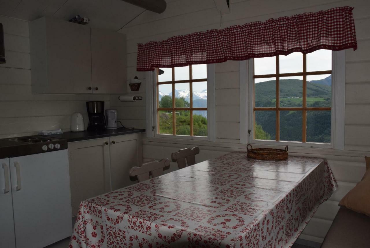 Hesthaug Gard Apartment ไอด์สดาล ภายนอก รูปภาพ